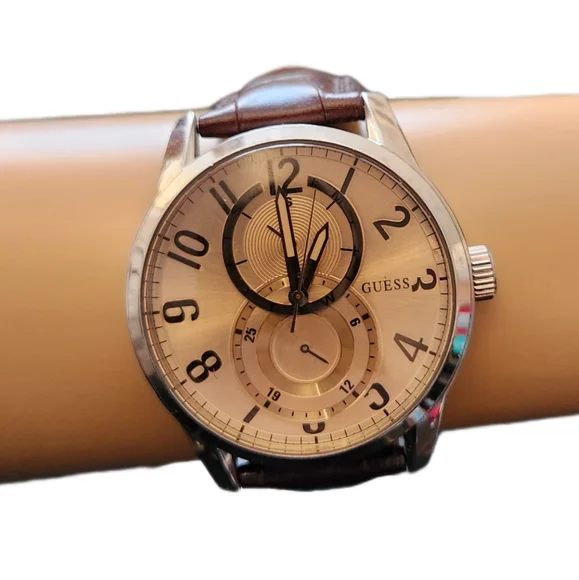 Guess Watch - Picture 3 of 8